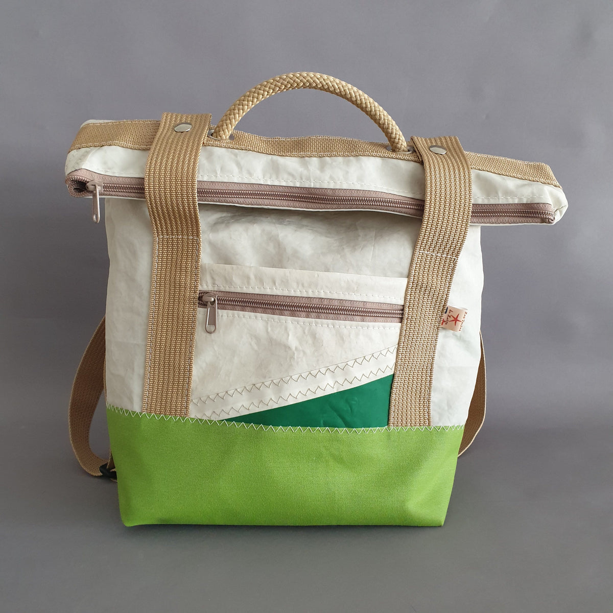 Sac à Dos en voile de bateau recyclée – Les Toiles du Large