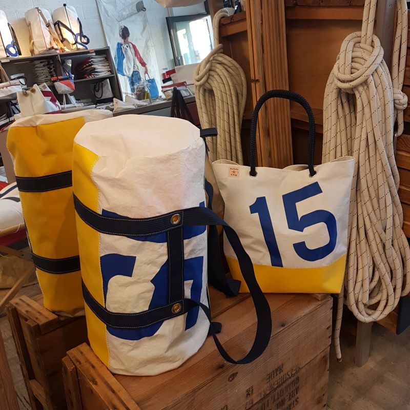 Valentine's Day competition: 2 bags to win