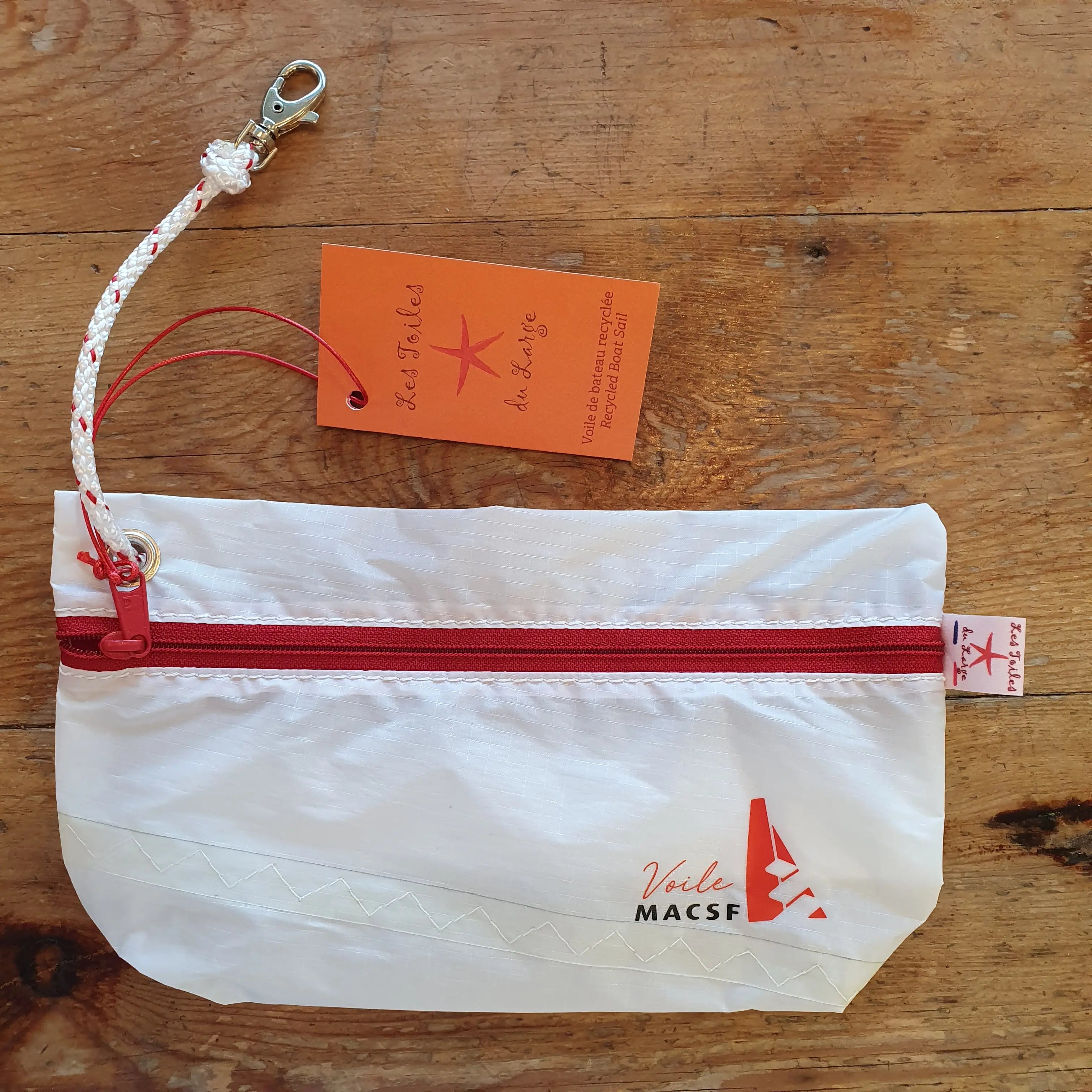 Quand l’univers de la course au large tient dans une trousse : notre collaboration avec Voile MACSF