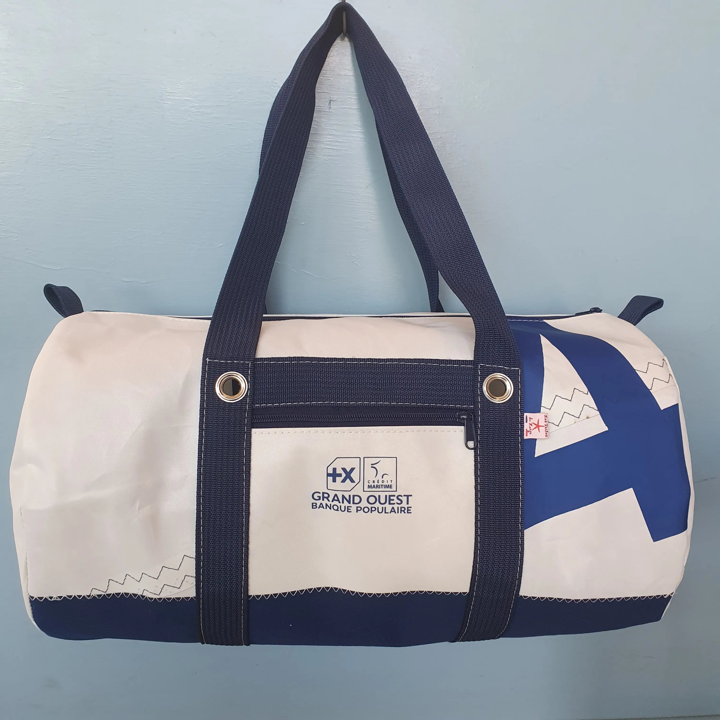 Objets publicitaires durables made in France pour entreprise : notre collaboration avec Banque Populaire Grand Ouest