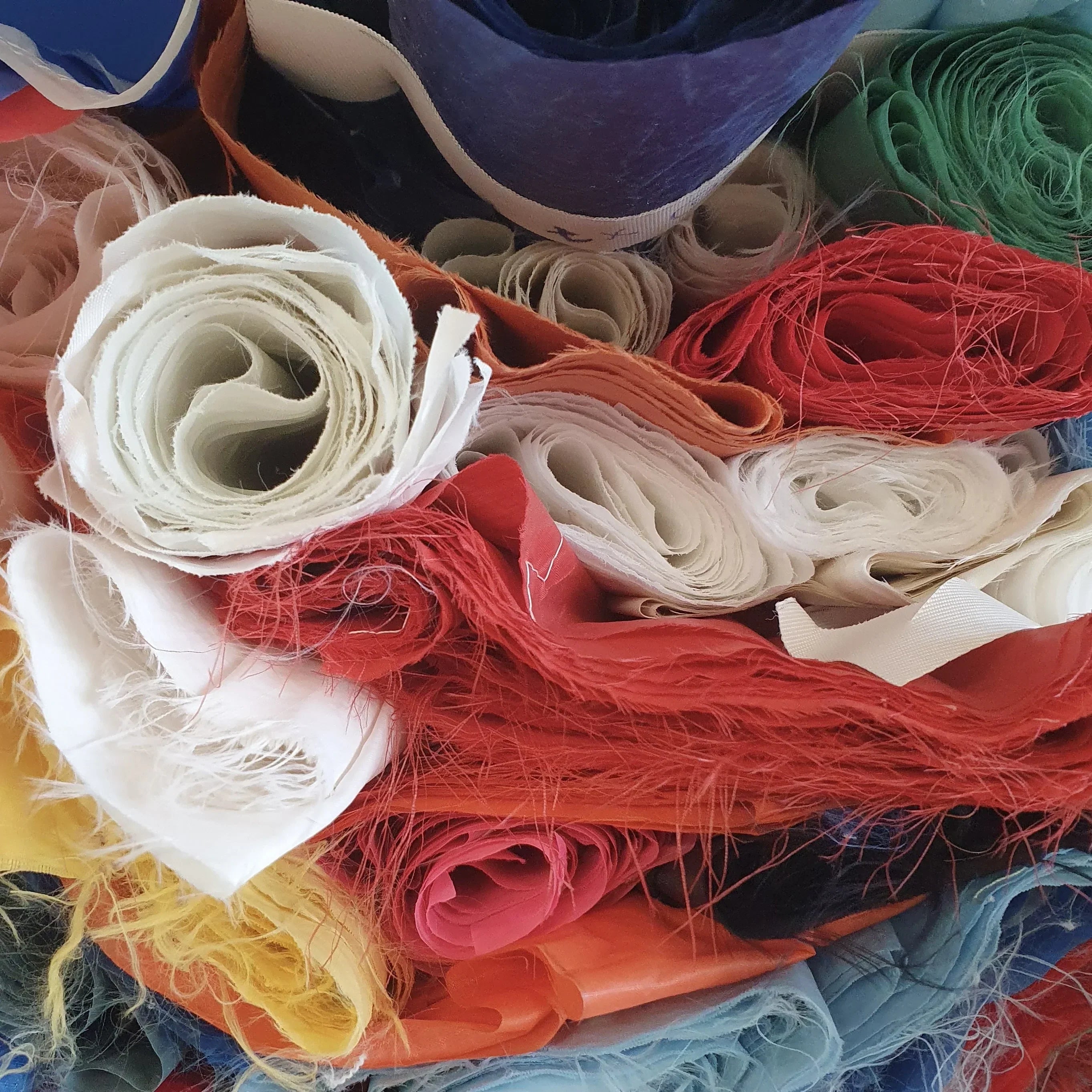 Comment une voile de bateau devient un sac ?