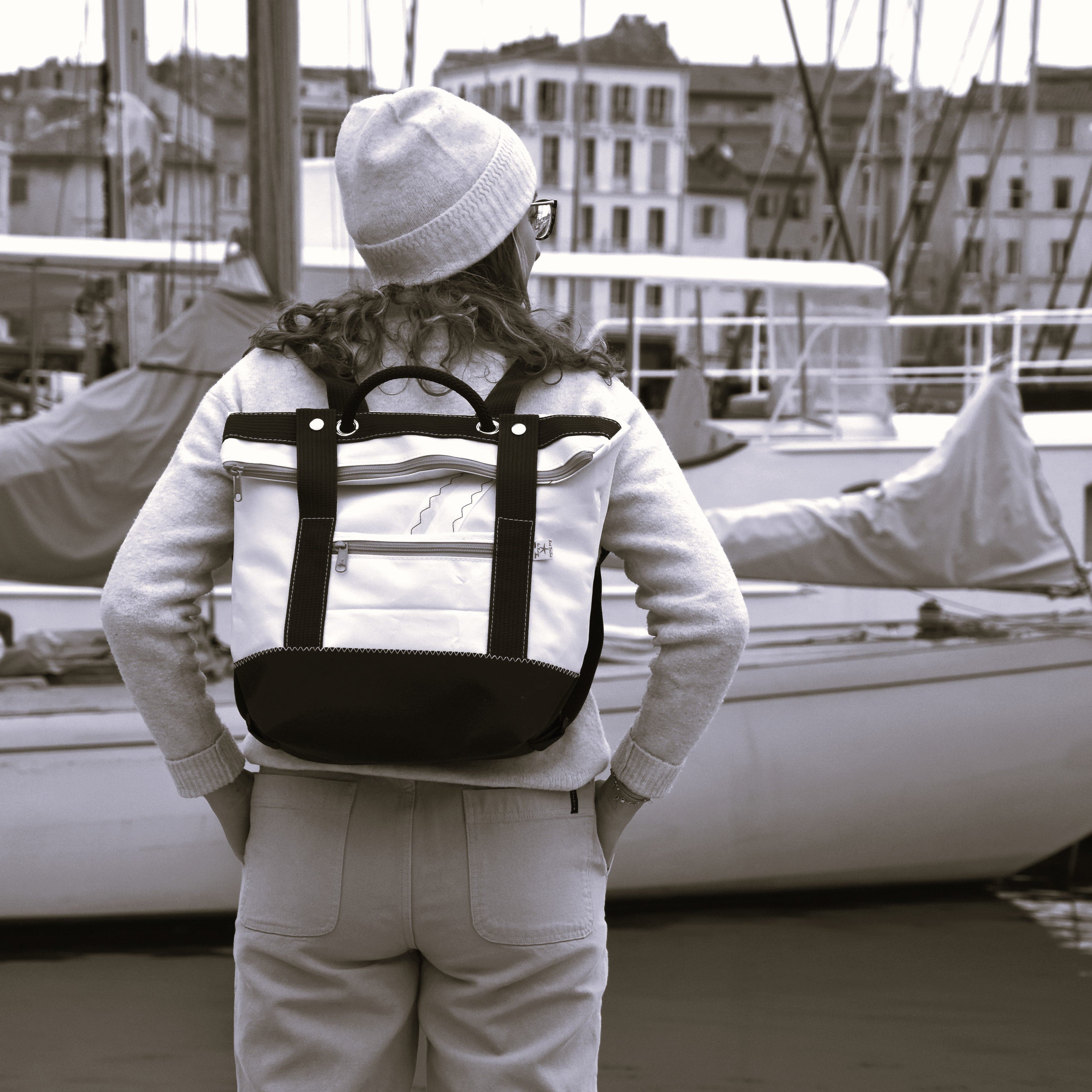 Sac à Dos en voile de bateau recyclée – Les Toiles du Large
