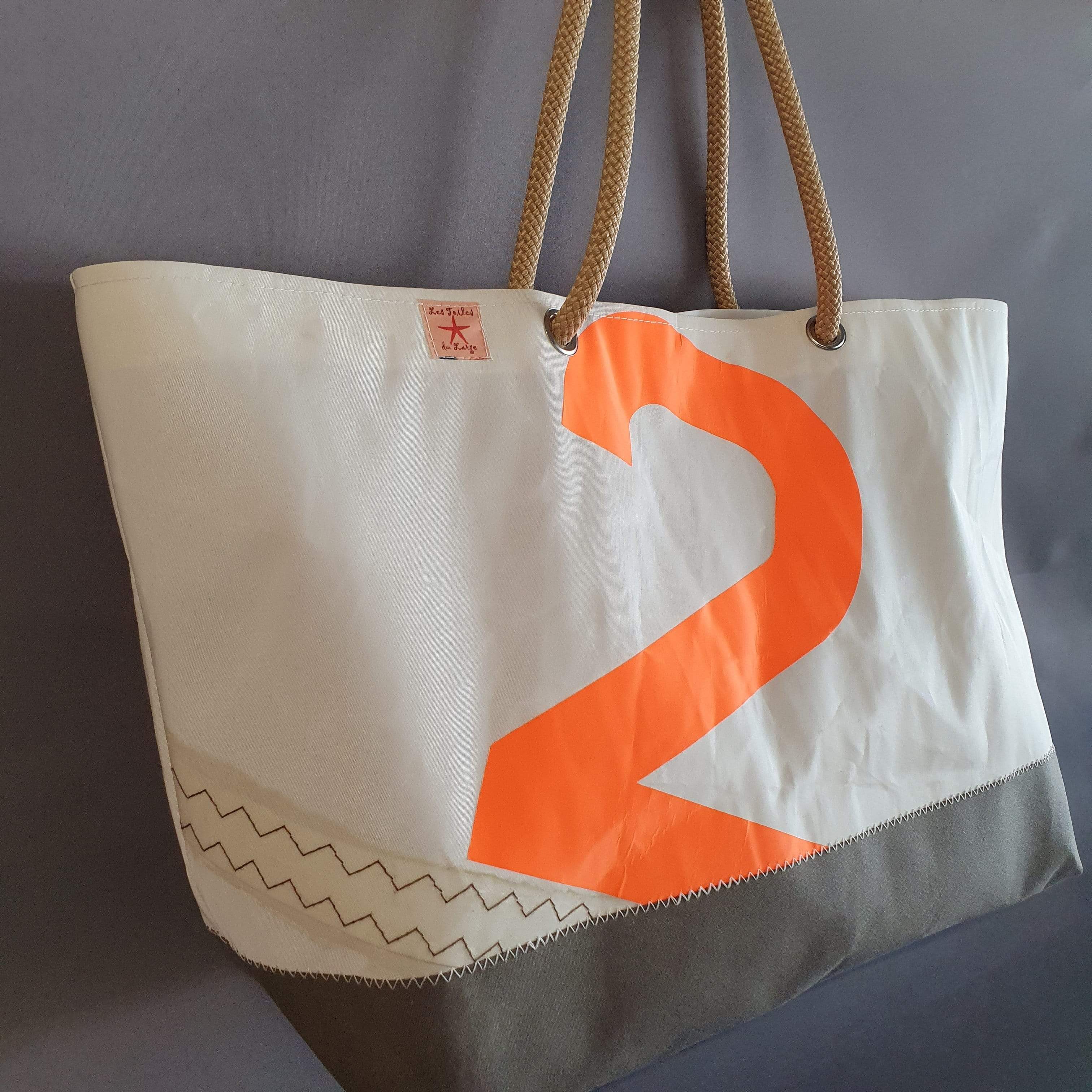 sac cabas en voile de bateau recyclée grand modèle – lestoilesdularge